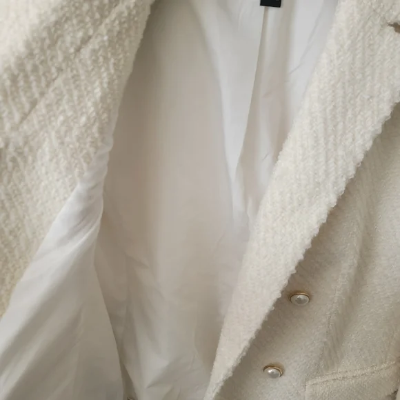 Ann Taylor Double-Breasted Blazer - Picture 9 of 9